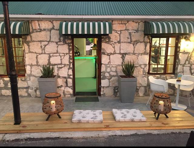 180M² RESTAURANT FOR SALE IN GANSBAAI CENTRAL